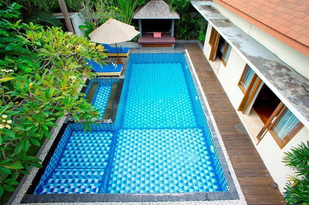 Villa Travis Seminyak Buitenkant foto