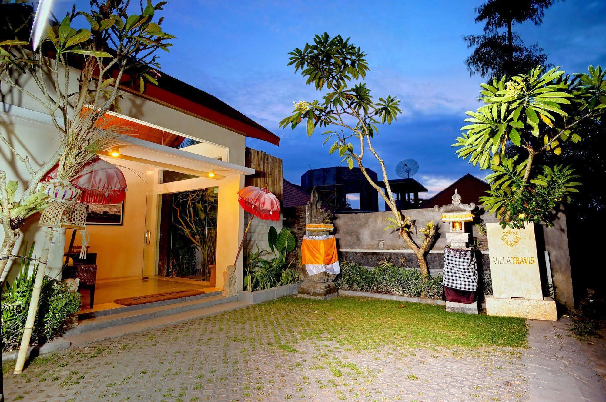 Villa Travis Seminyak Buitenkant foto