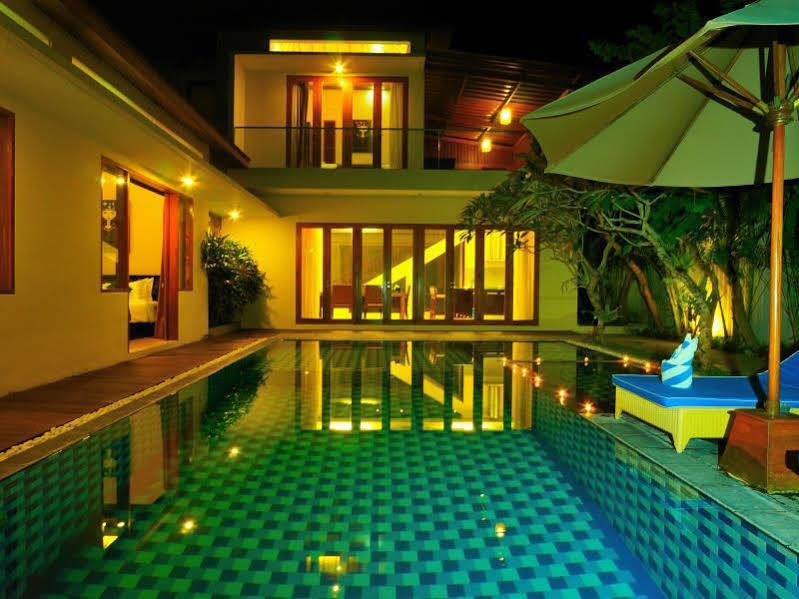 Villa Travis Seminyak Buitenkant foto